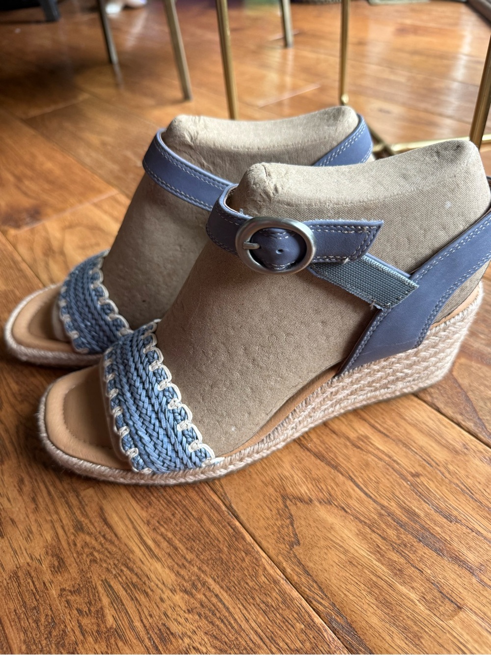 Sofft Inez Blue Sandal - Picture 11 of 14